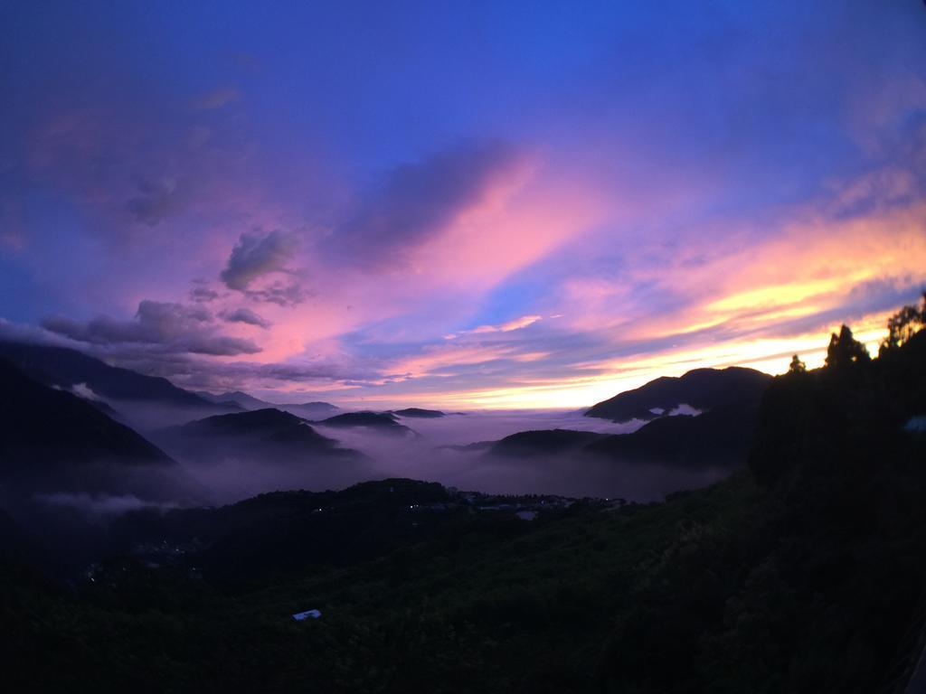 Cingjing Four Seasons B&B Ренай Экстерьер фото