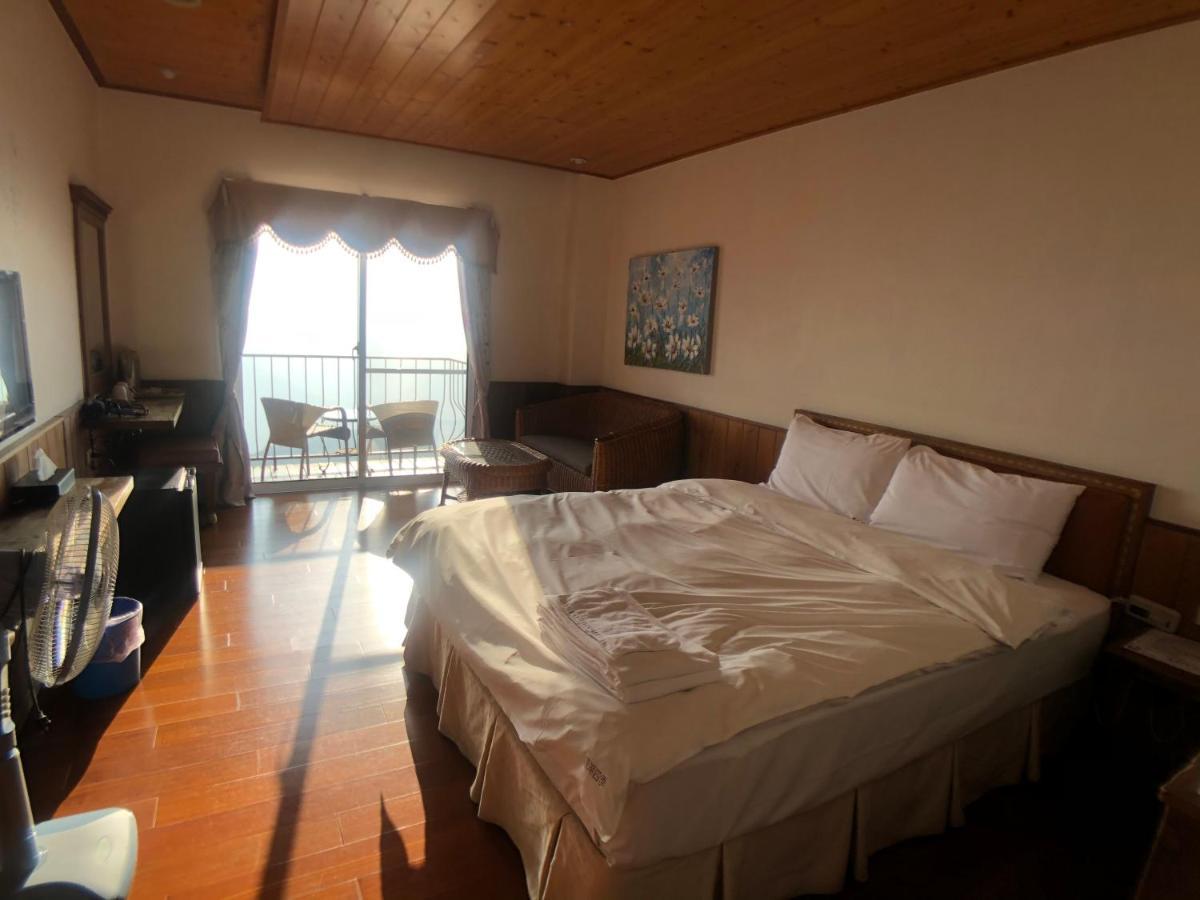 Cingjing Four Seasons B&B Ренай Экстерьер фото